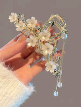Hair Claw Flower & Rhinestone Decor Elegant
